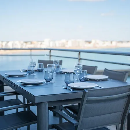 Apartment Emplacement Rare Avec Vue Garage Ferme *